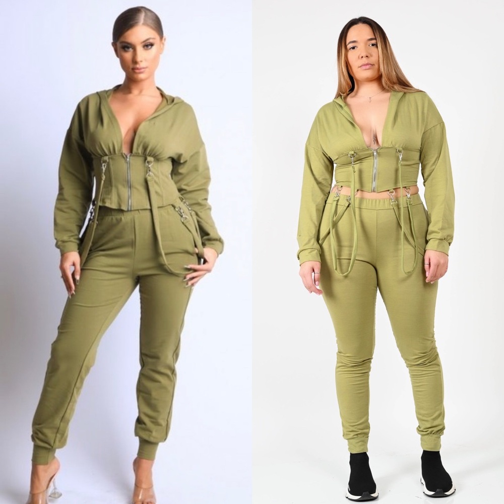 Two piece green set